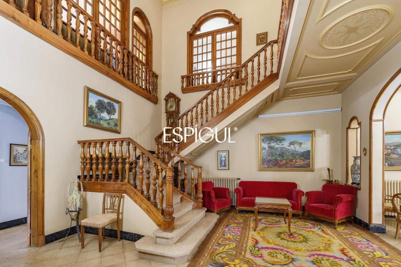 12 Zimmer Villa zu verkaufen in Terrassa mit Pool Garage - 1.850.000 € (Ref: 10016146)