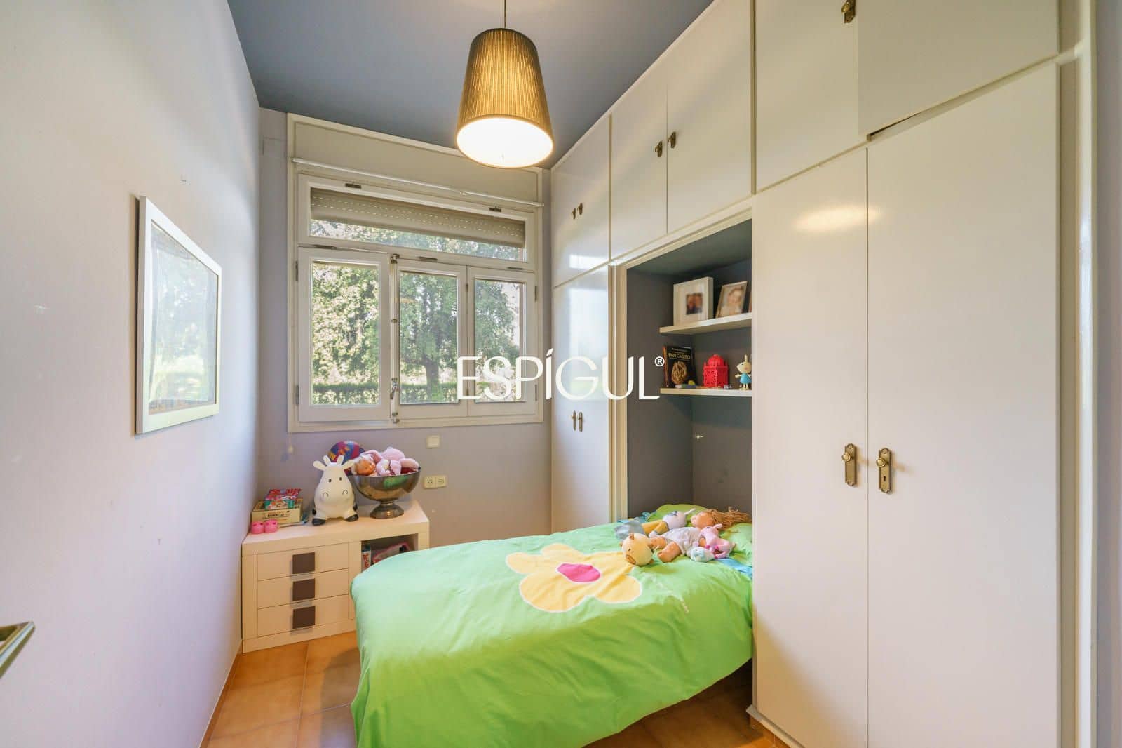 12 Zimmer Villa zu verkaufen in Terrassa mit Pool Garage - 1.850.000 € (Ref: 10016146)