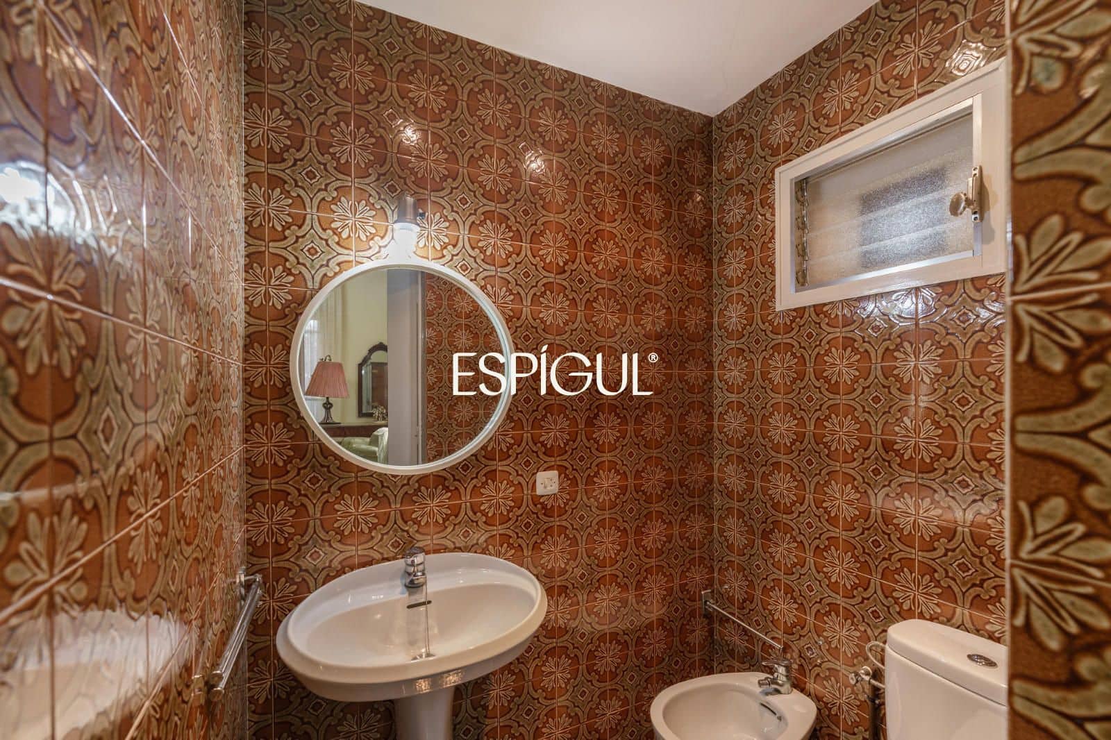 12 Zimmer Villa zu verkaufen in Terrassa mit Pool Garage - 1.850.000 € (Ref: 10016146)