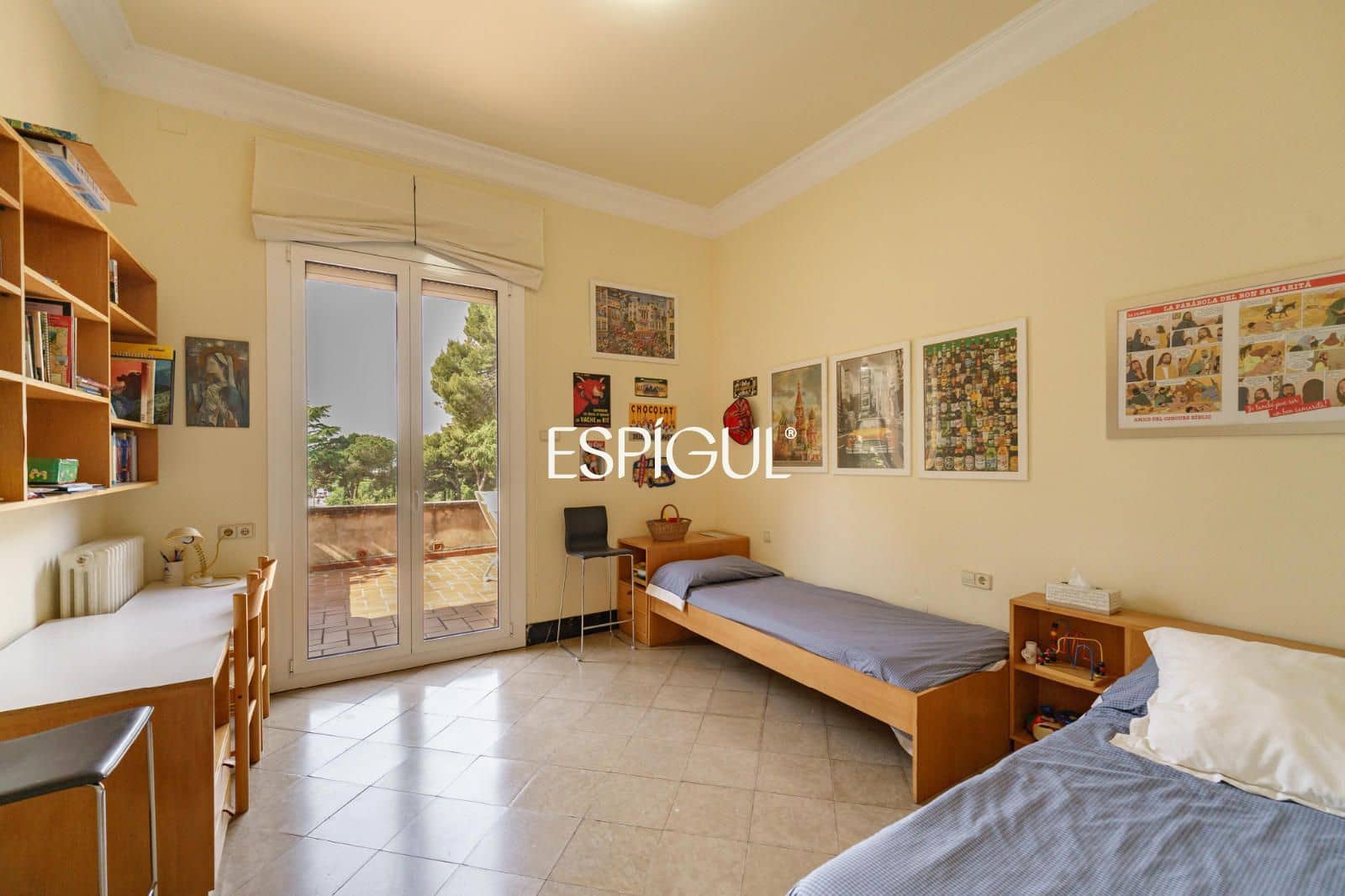 12 Zimmer Villa zu verkaufen in Terrassa mit Pool Garage - 1.850.000 € (Ref: 10016146)