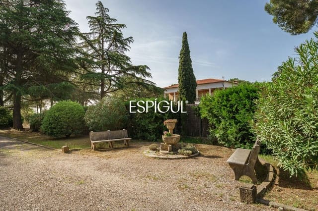 12 Zimmer Villa zu verkaufen in Terrassa mit Pool Garage - 1.850.000 € (Ref: 10016146)