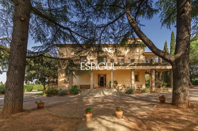 12 Zimmer Villa zu verkaufen in Terrassa mit Pool Garage - 1.850.000 € (Ref: 10016146)