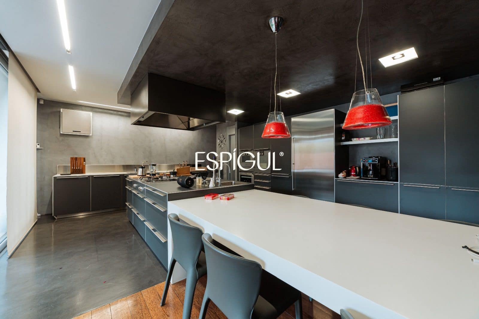 6 bedroom Villa for sale in Sant Cugat del Valles with pool garage - € 2,899,000 (Ref: 10016147)