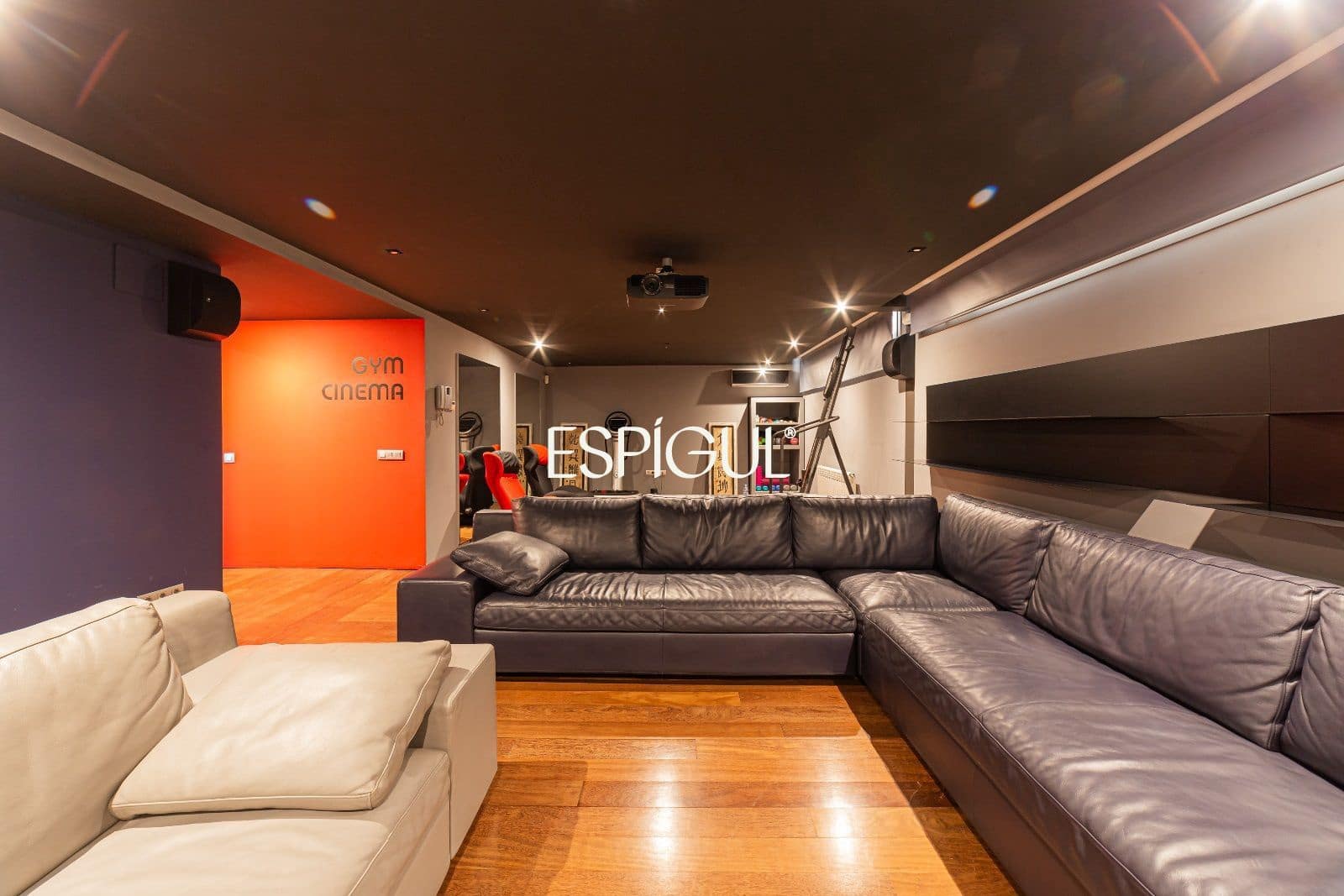 6 bedroom Villa for sale in Sant Cugat del Valles with pool garage - € 2,899,000 (Ref: 10016147)