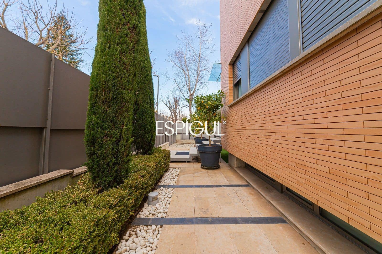 6 bedroom Villa for sale in Sant Cugat del Valles with pool garage - € 2,899,000 (Ref: 10016147)