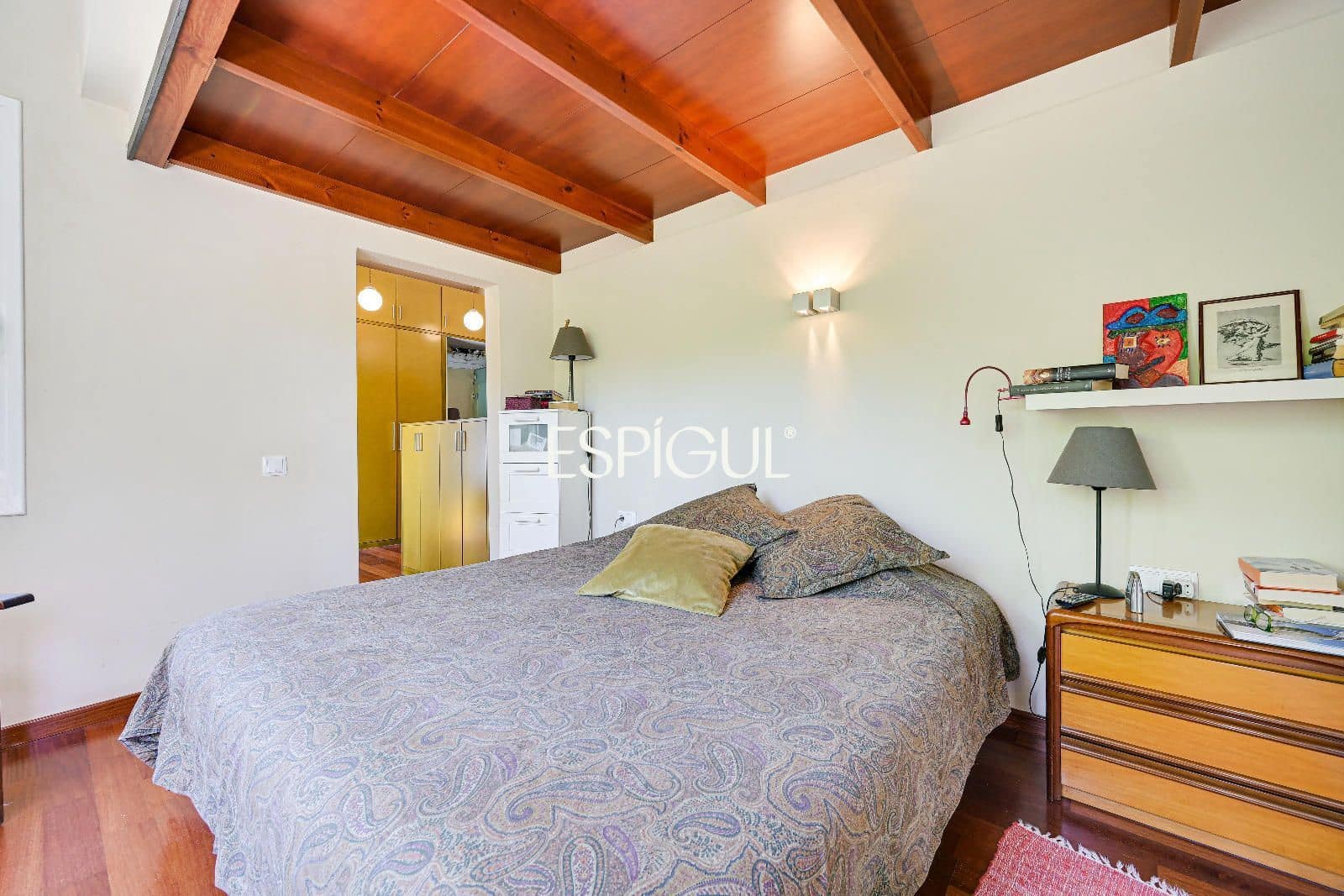 5 bedroom Villa for sale in Bellaterra - € 880,000 (Ref: 10035799)