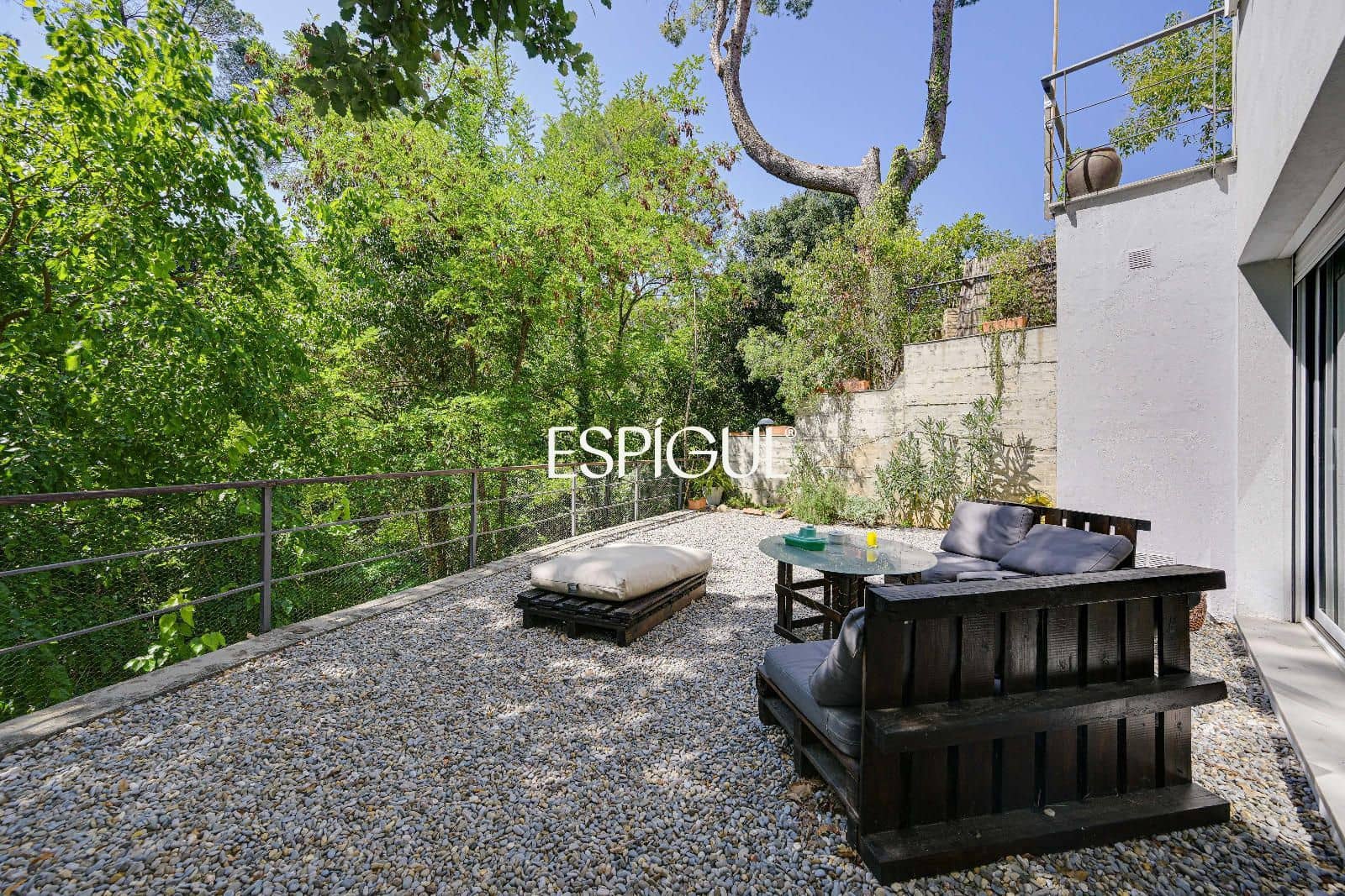 5 bedroom Villa for sale in Bellaterra - € 880,000 (Ref: 10035799)