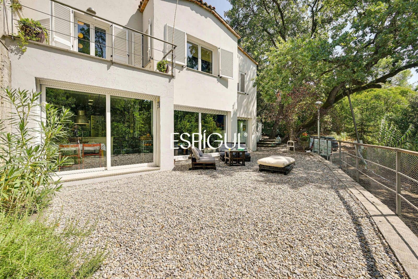 5 bedroom Villa for sale in Bellaterra - € 880,000 (Ref: 10035799)