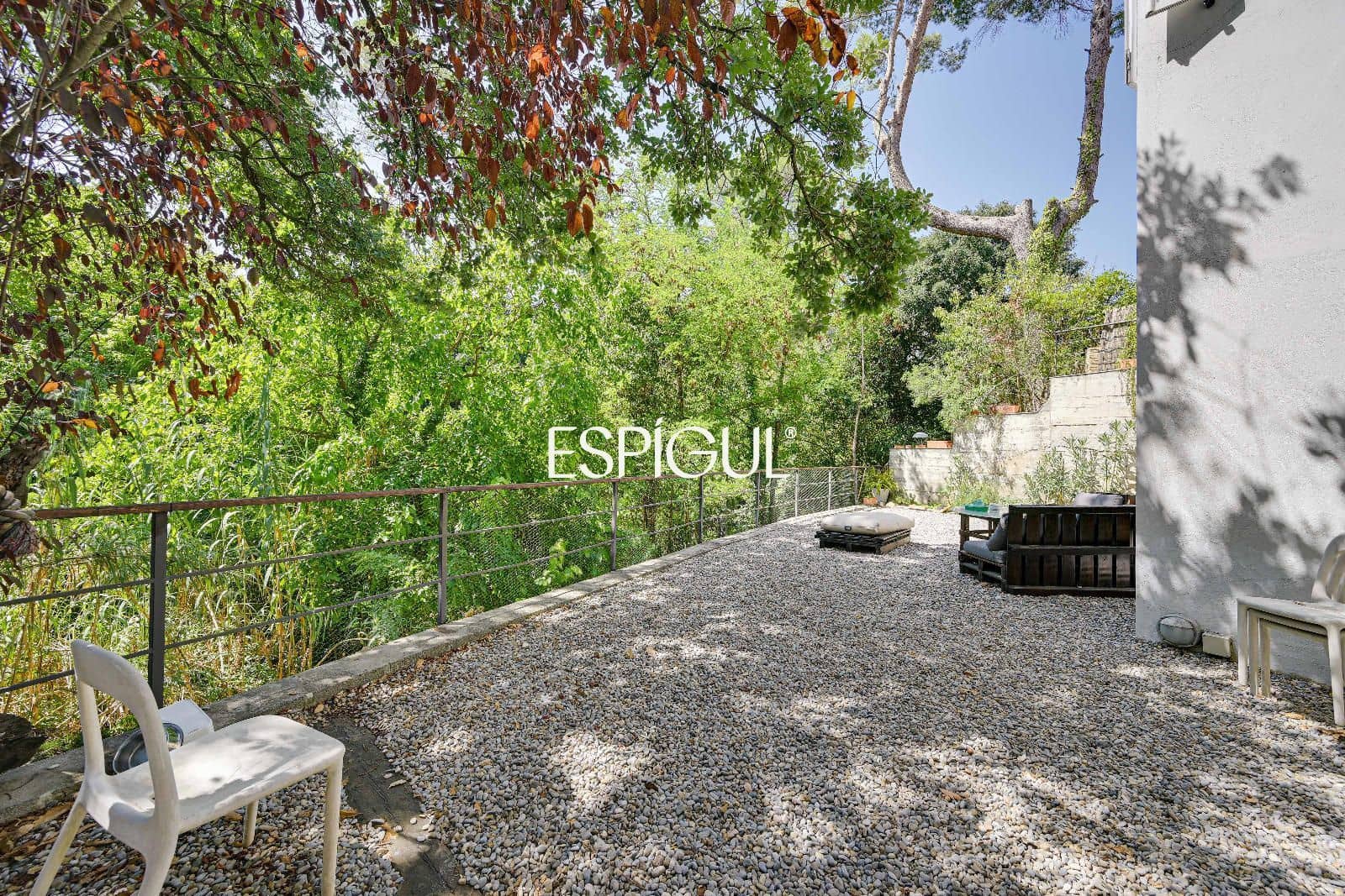 5 bedroom Villa for sale in Bellaterra - € 880,000 (Ref: 10035799)