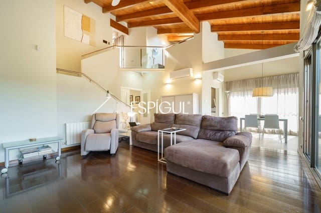3 slaapkamer Villa te koop in La Floresta, Sant Cugat del Vallès met zwembad garage - € 910.000 (Ref: 10085019)