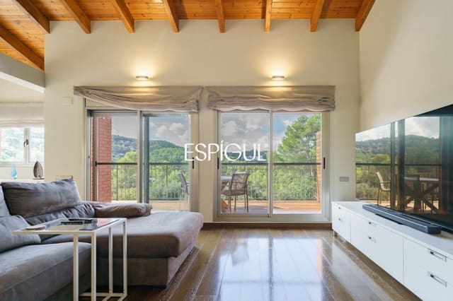 3 slaapkamer Villa te koop in La Floresta, Sant Cugat del Vallès met zwembad garage - € 910.000 (Ref: 10085019)