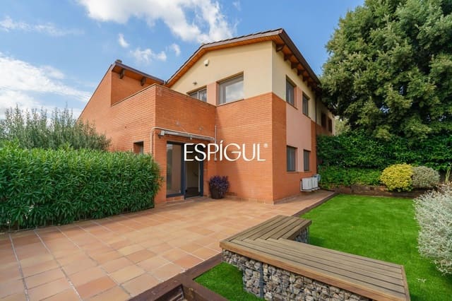 3 slaapkamer Villa te koop in La Floresta, Sant Cugat del Vallès met zwembad garage - € 910.000 (Ref: 10085019)
