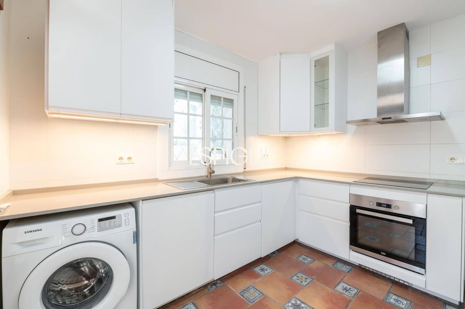 4 sovrum Villa till salu i Sant Cugat del Valles med pool - 1 165 000 € (Ref: 10088667)