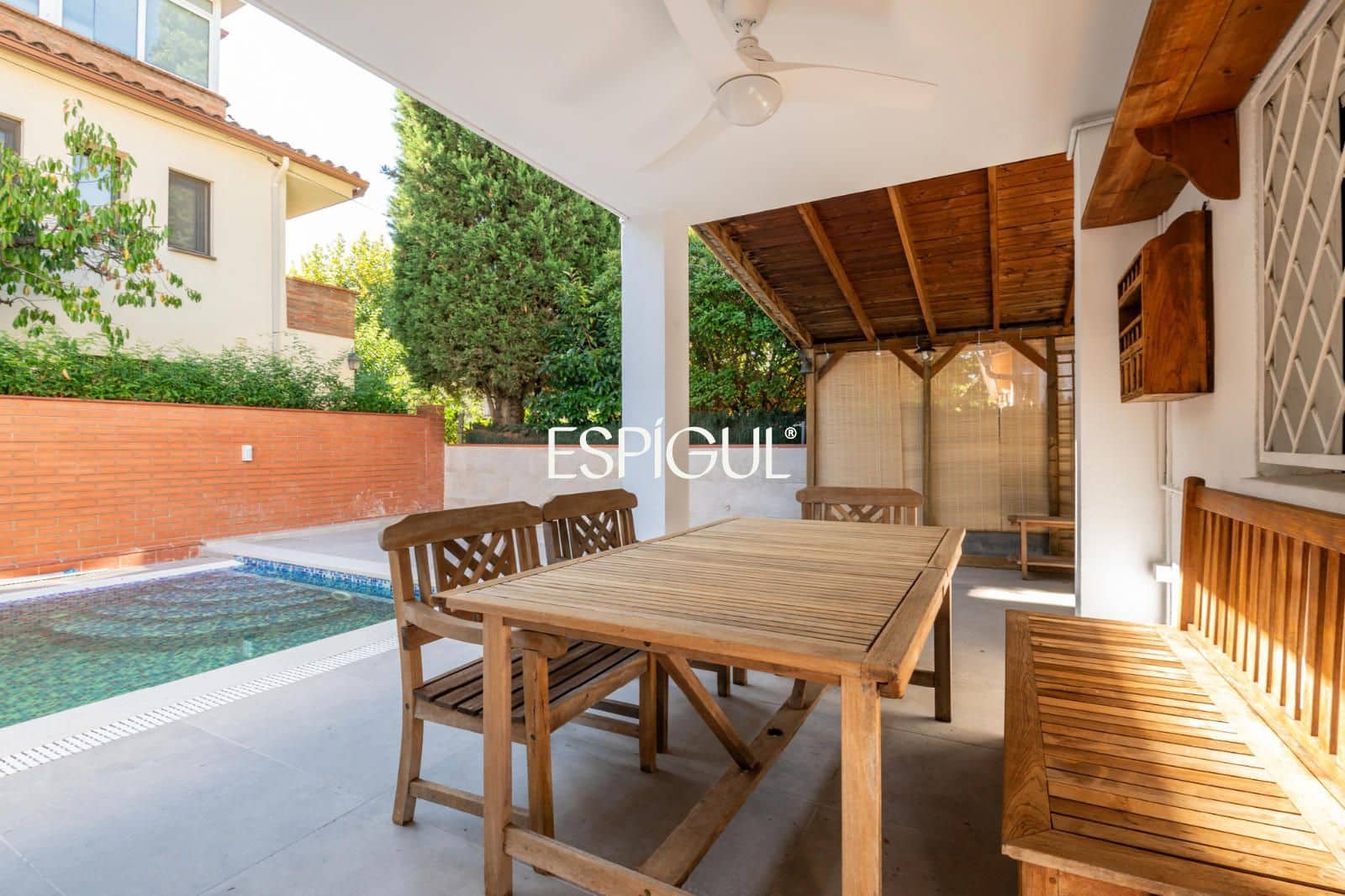 4 sovrum Villa till salu i Sant Cugat del Valles med pool - 1 165 000 € (Ref: 10088667)