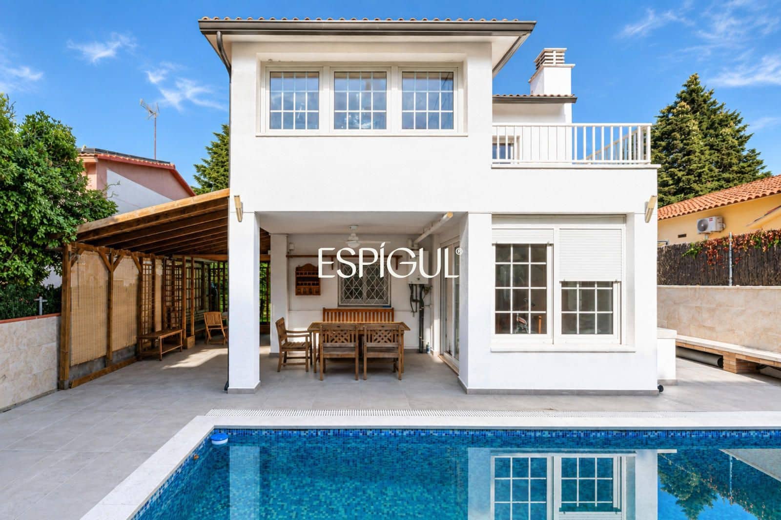 4 sovrum Villa till salu i Sant Cugat del Valles med pool - 1 165 000 € (Ref: 10088667)