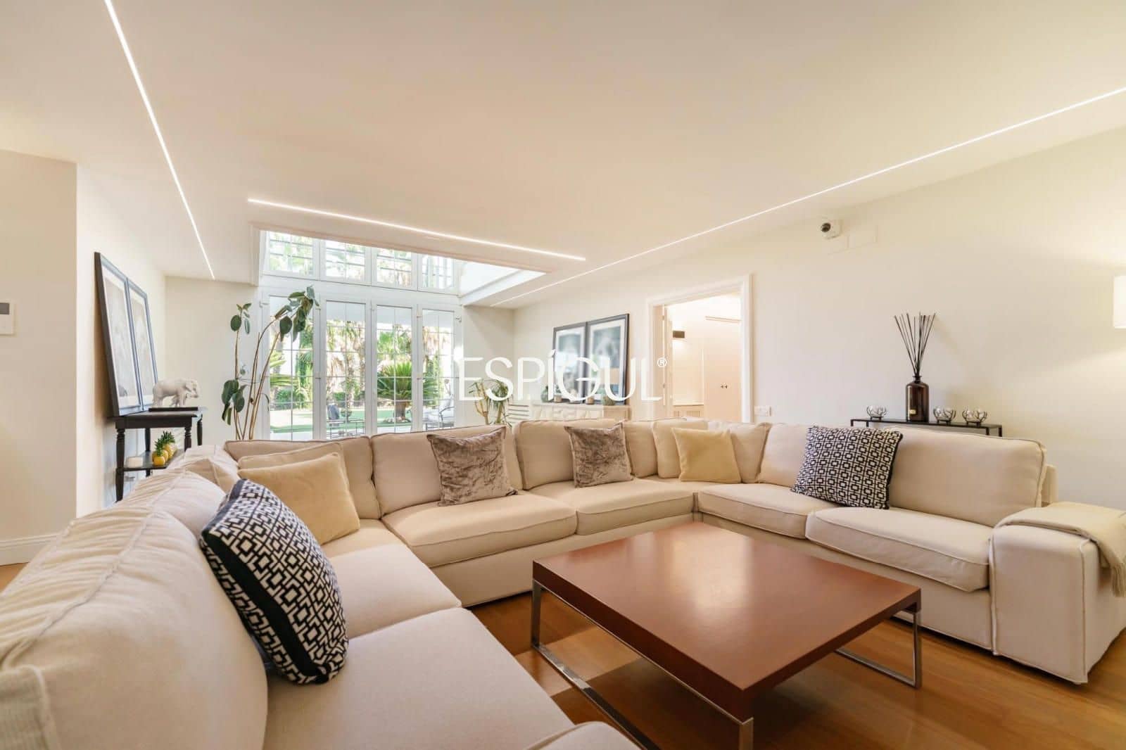 7 sovrum Villa till salu i Valldoreix med pool garage - 3 095 000 € (Ref: 10103520)