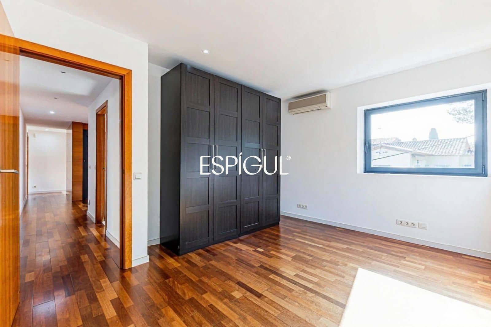 4 bedroom Villa for sale in Valldoreix with pool garage - € 1,840,000 (Ref: 10154319)