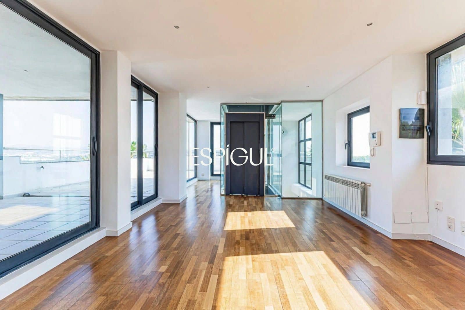 4 bedroom Villa for sale in Valldoreix with pool garage - € 1,840,000 (Ref: 10154319)
