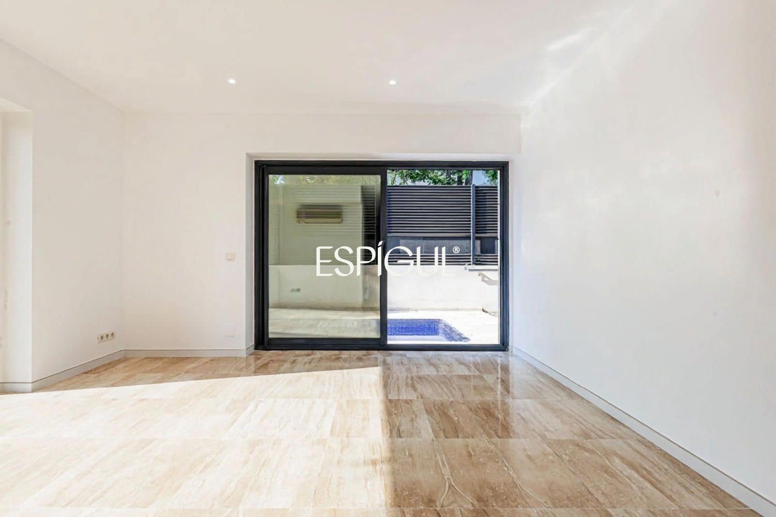 4 bedroom Villa for sale in Valldoreix with pool garage - € 1,840,000 (Ref: 10154319)