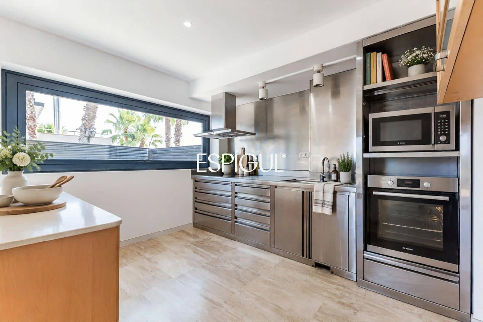 4 bedroom Villa for sale in Valldoreix with pool garage - € 1,840,000 (Ref: 10154319)