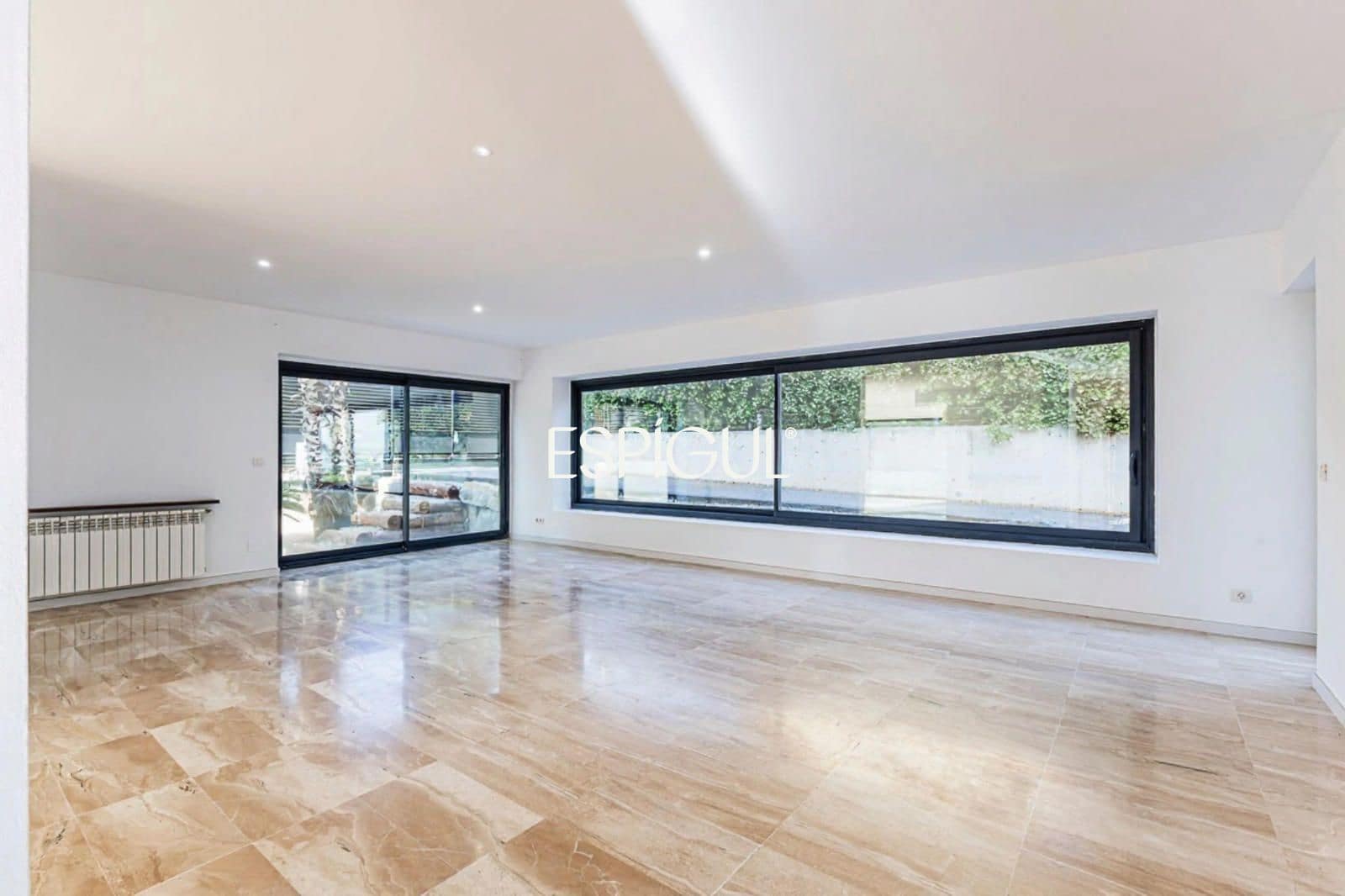 4 bedroom Villa for sale in Valldoreix with pool garage - € 1,840,000 (Ref: 10154319)