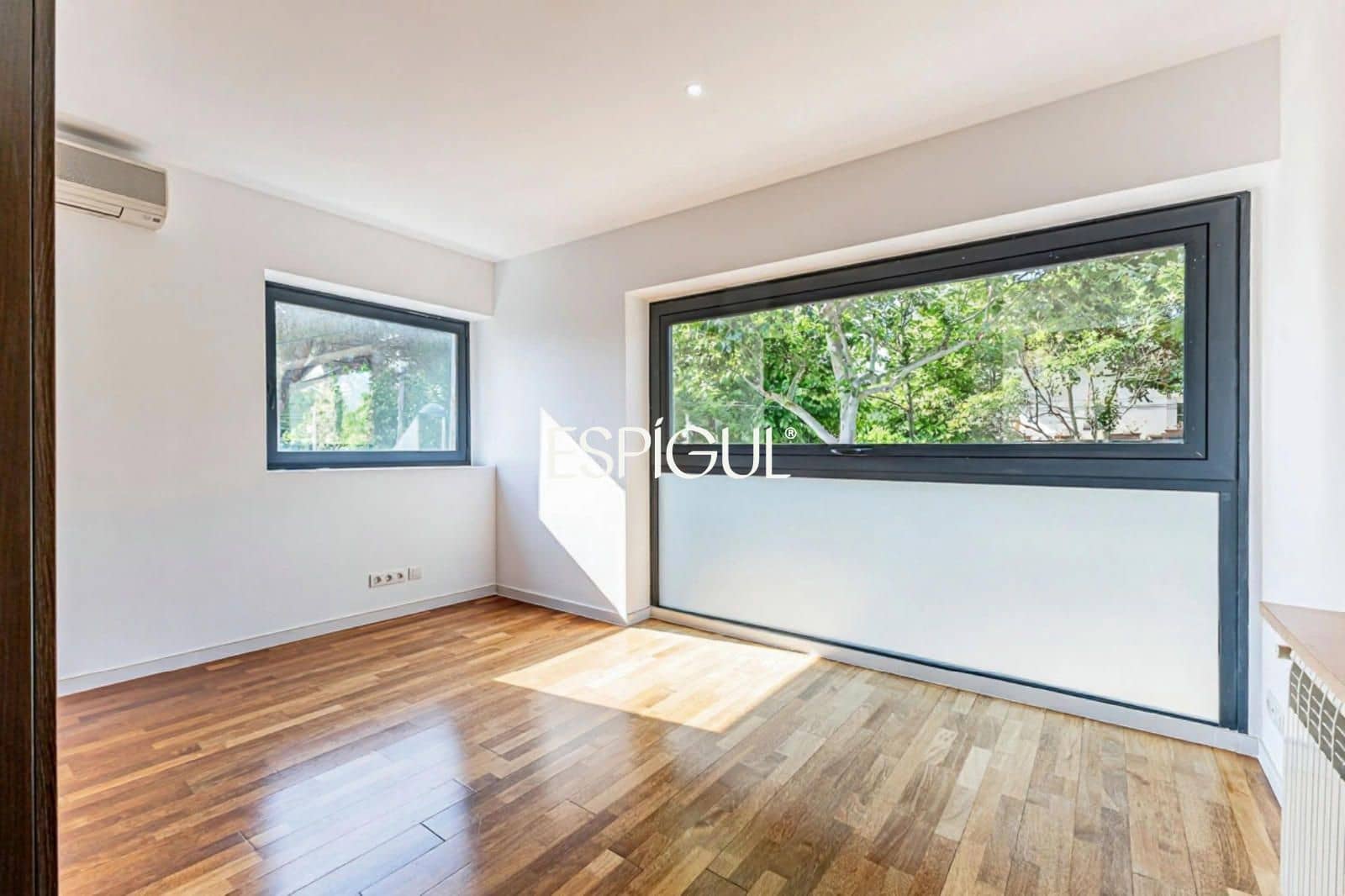 4 bedroom Villa for sale in Valldoreix with pool garage - € 1,840,000 (Ref: 10154319)