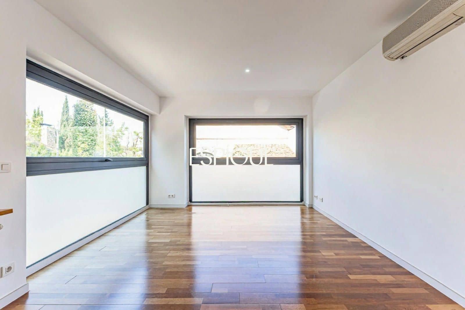 4 bedroom Villa for sale in Valldoreix with pool garage - € 1,840,000 (Ref: 10154319)