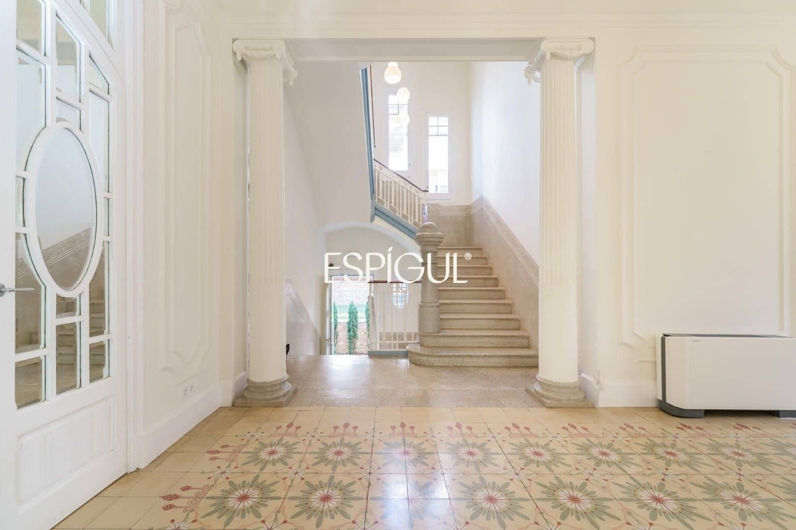 6 soverom Villa til salgs i Sant Cugat del Valles med svømmebasseng garasje - € 3 400 000 (Ref: 10158115)