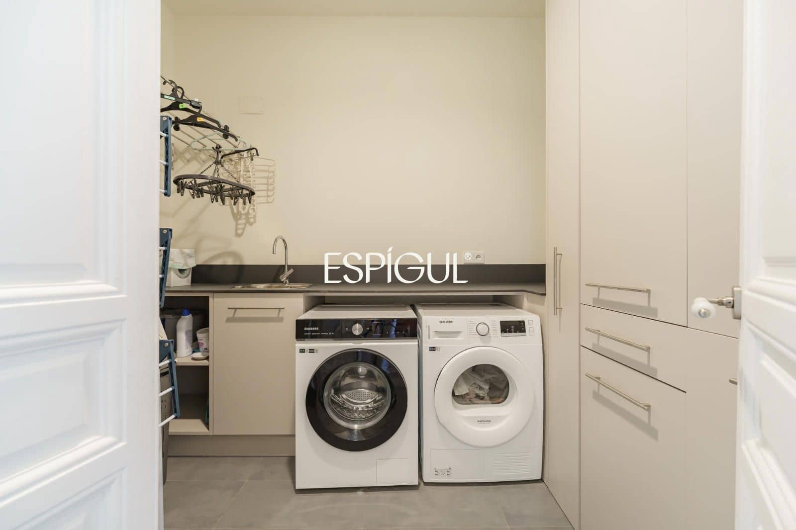 6 soverom Villa til salgs i Sant Cugat del Valles med svømmebasseng garasje - € 3 400 000 (Ref: 10158115)
