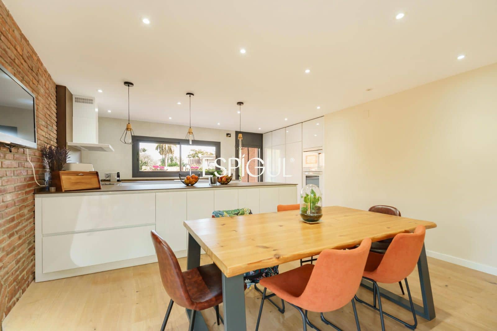 4 Zimmer Villa zu verkaufen in Bellaterra mit Garage - 1.600.000 € (Ref: 10165557)