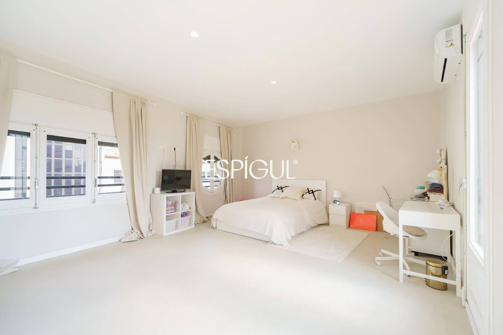 4 sovrum Villa till salu i Sabadell med pool garage - 1 150 000 € (Ref: 10172749)