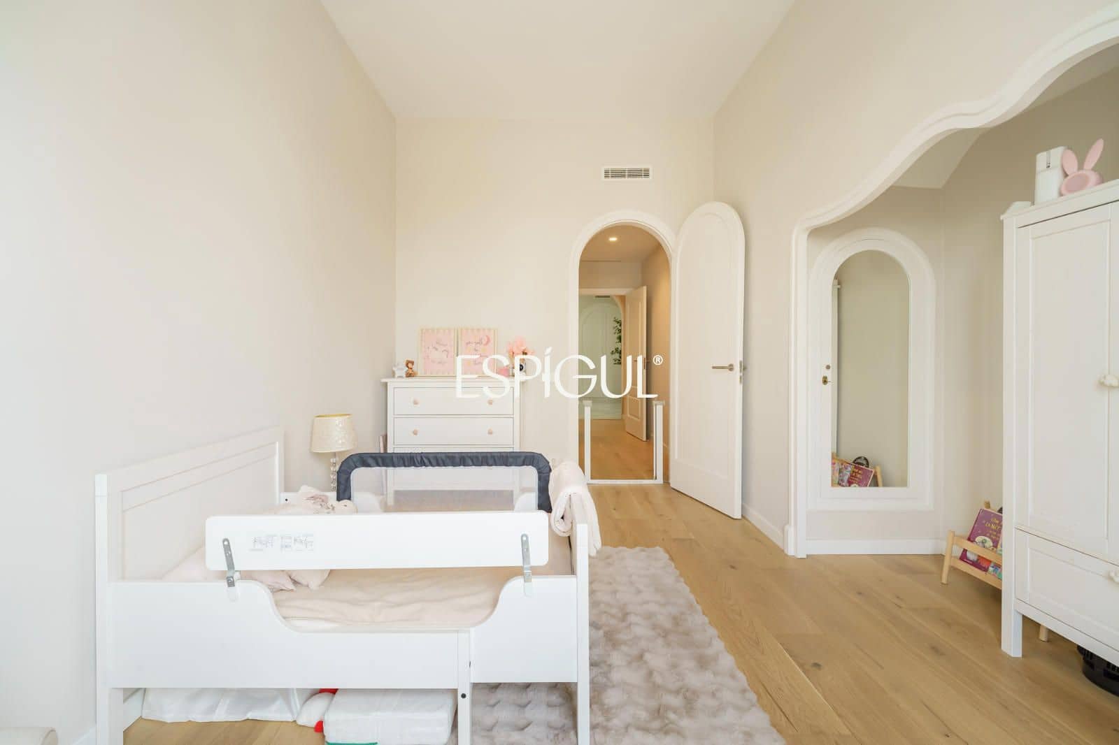 4 sovrum Villa till salu i Sabadell med pool garage - 1 150 000 € (Ref: 10172749)