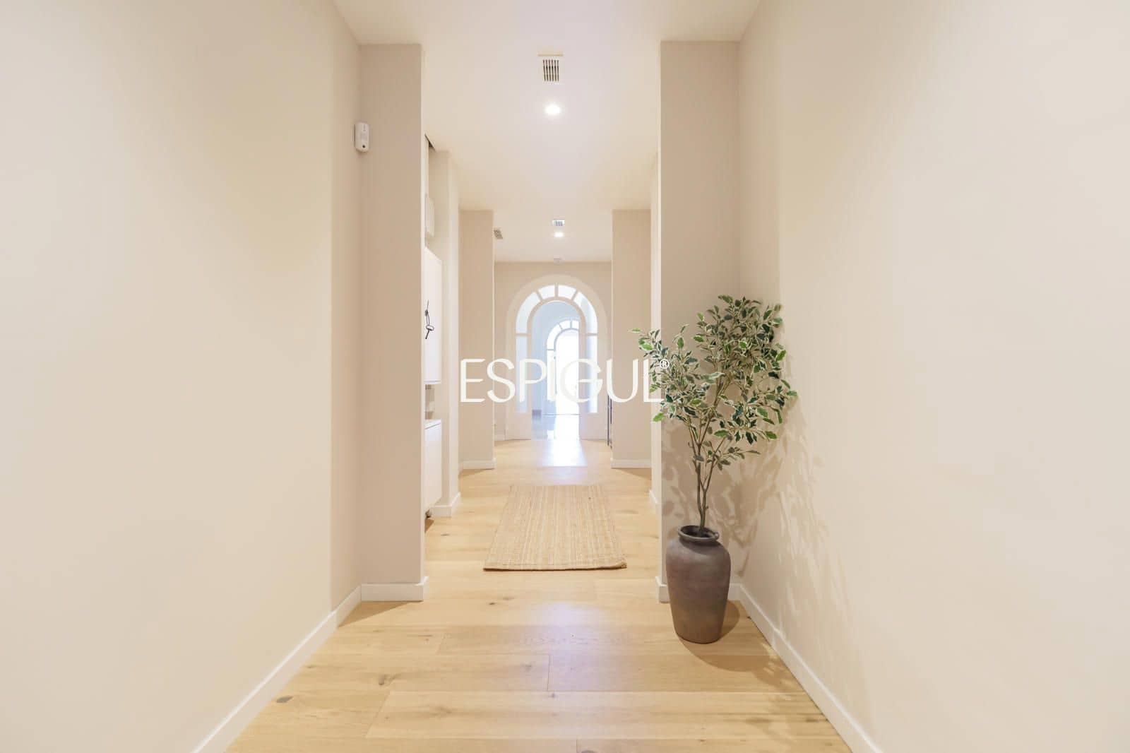 4 sovrum Villa till salu i Sabadell med pool garage - 1 150 000 € (Ref: 10172749)