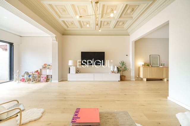 4 sovrum Villa till salu i Sabadell med pool garage - 1 150 000 € (Ref: 10172749)