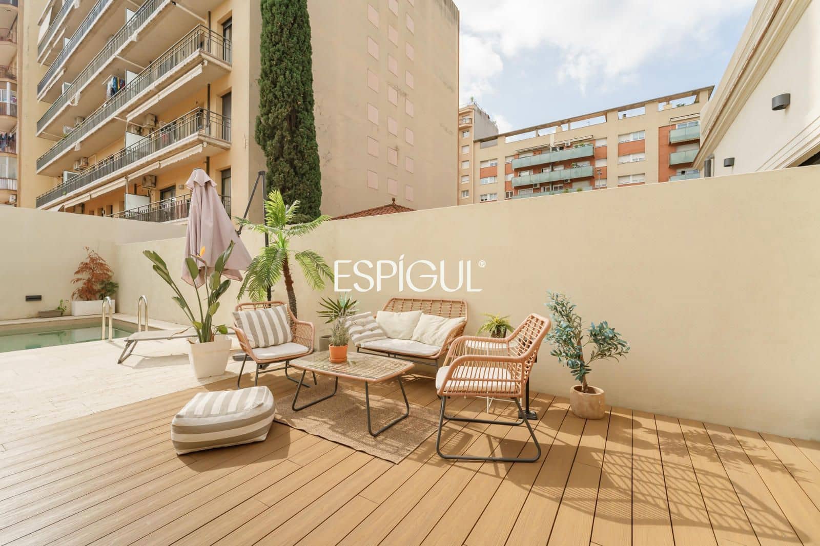 4 sovrum Villa till salu i Sabadell med pool garage - 1 150 000 € (Ref: 10172749)