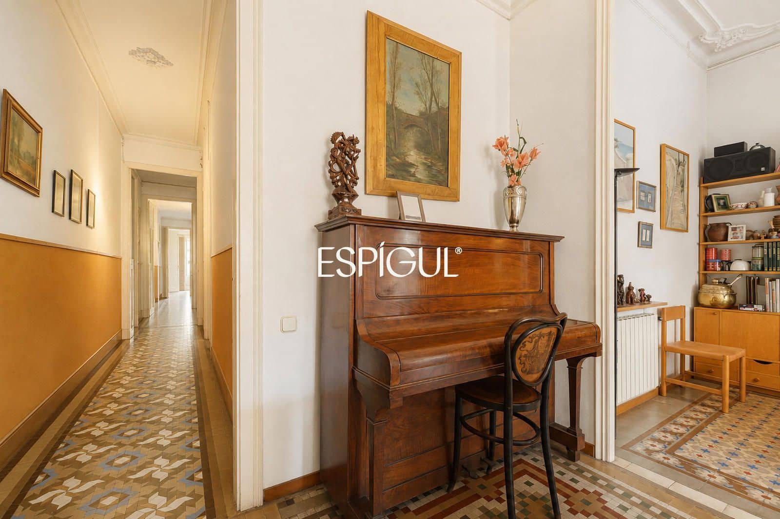 4 bedroom Flat for sale in Barcelona city - € 800,000 (Ref: 10016433)