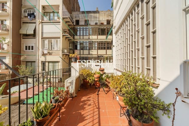 4 chambre Appartement à vendre à La Dreta de L'Eixample, Barcelone ville - 800 000 € (Ref: 10016433)