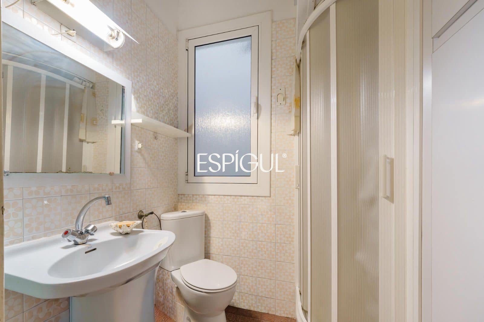 4 bedroom Flat for sale in Barcelona city - € 800,000 (Ref: 10016433)