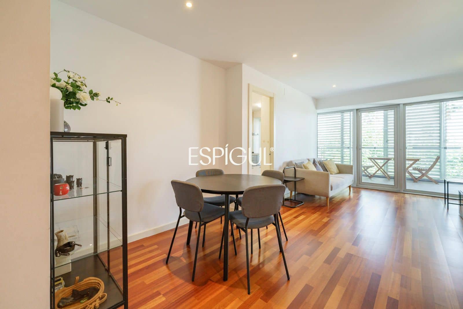 2 chambre Penthouse à vendre à Barcelone ville avec piscine - 885 000 € (Ref: 10016434)