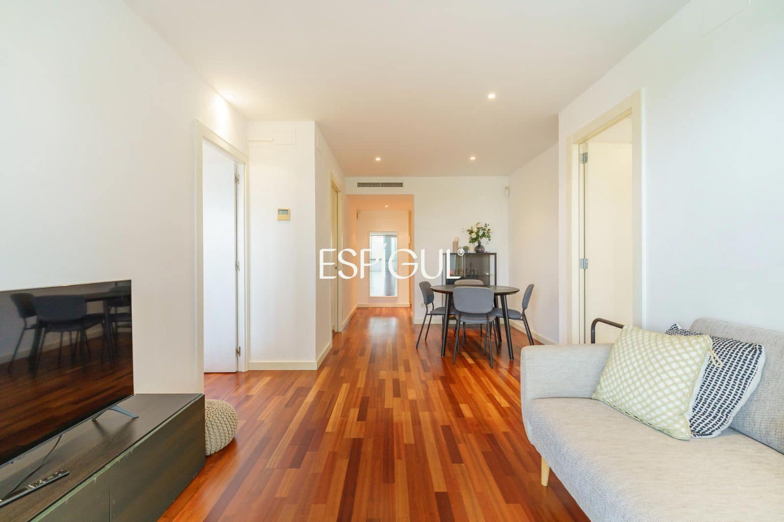 2 chambre Penthouse à vendre à Barcelone ville avec piscine - 885 000 € (Ref: 10016434)
