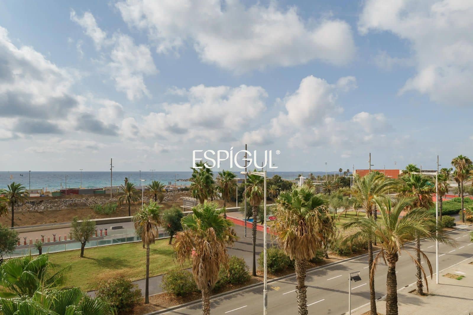 Piso de 3 habitaciones en Barcelona ciudad en venta con garaje - 1.050.000 € (Ref: 10016435)