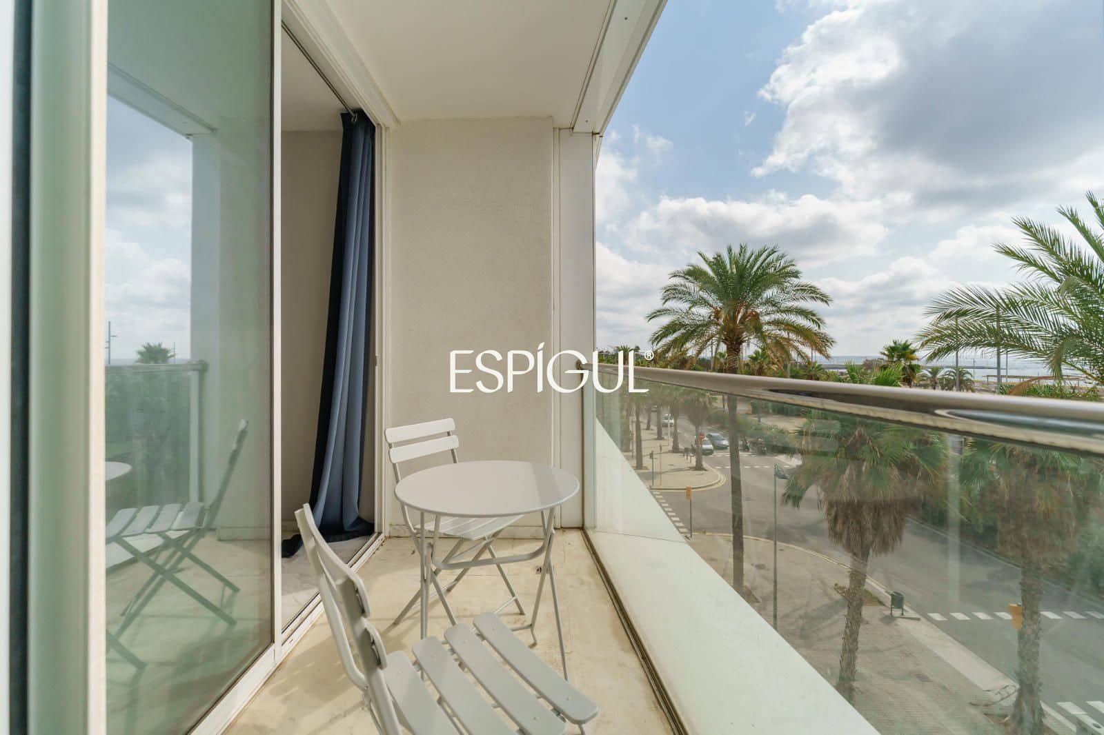 Piso de 3 habitaciones en Barcelona ciudad en venta con garaje - 1.050.000 € (Ref: 10016435)