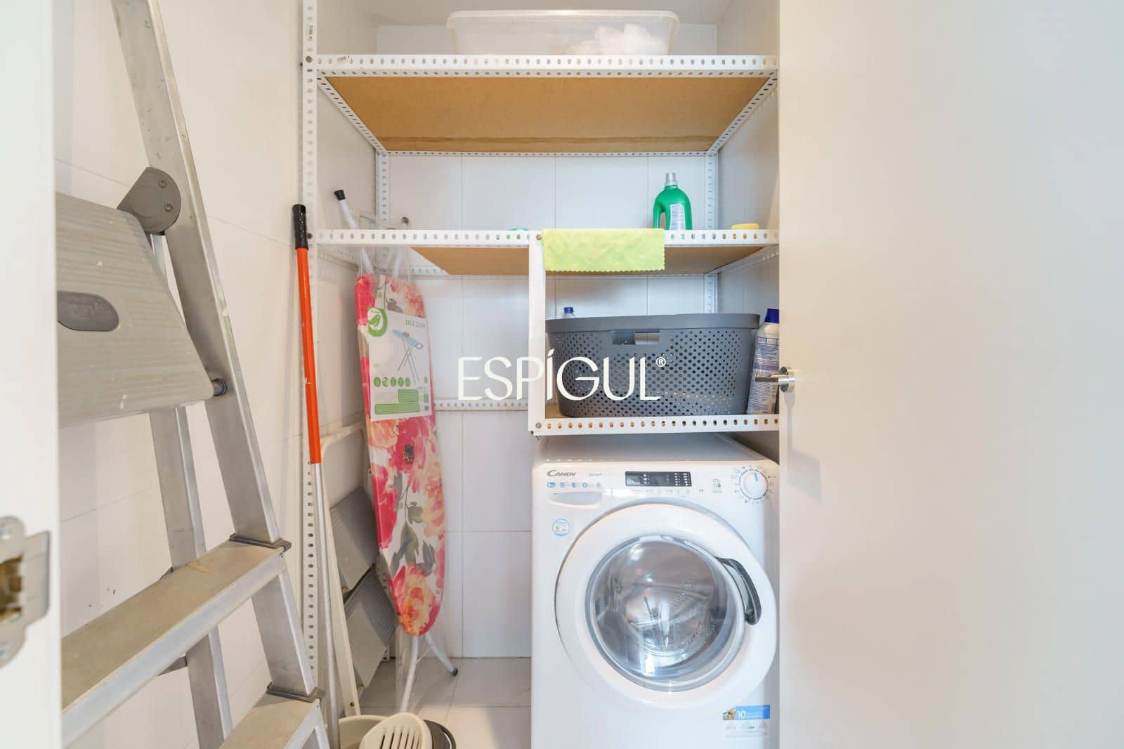 Piso de 3 habitaciones en Barcelona ciudad en venta con garaje - 1.050.000 € (Ref: 10016435)