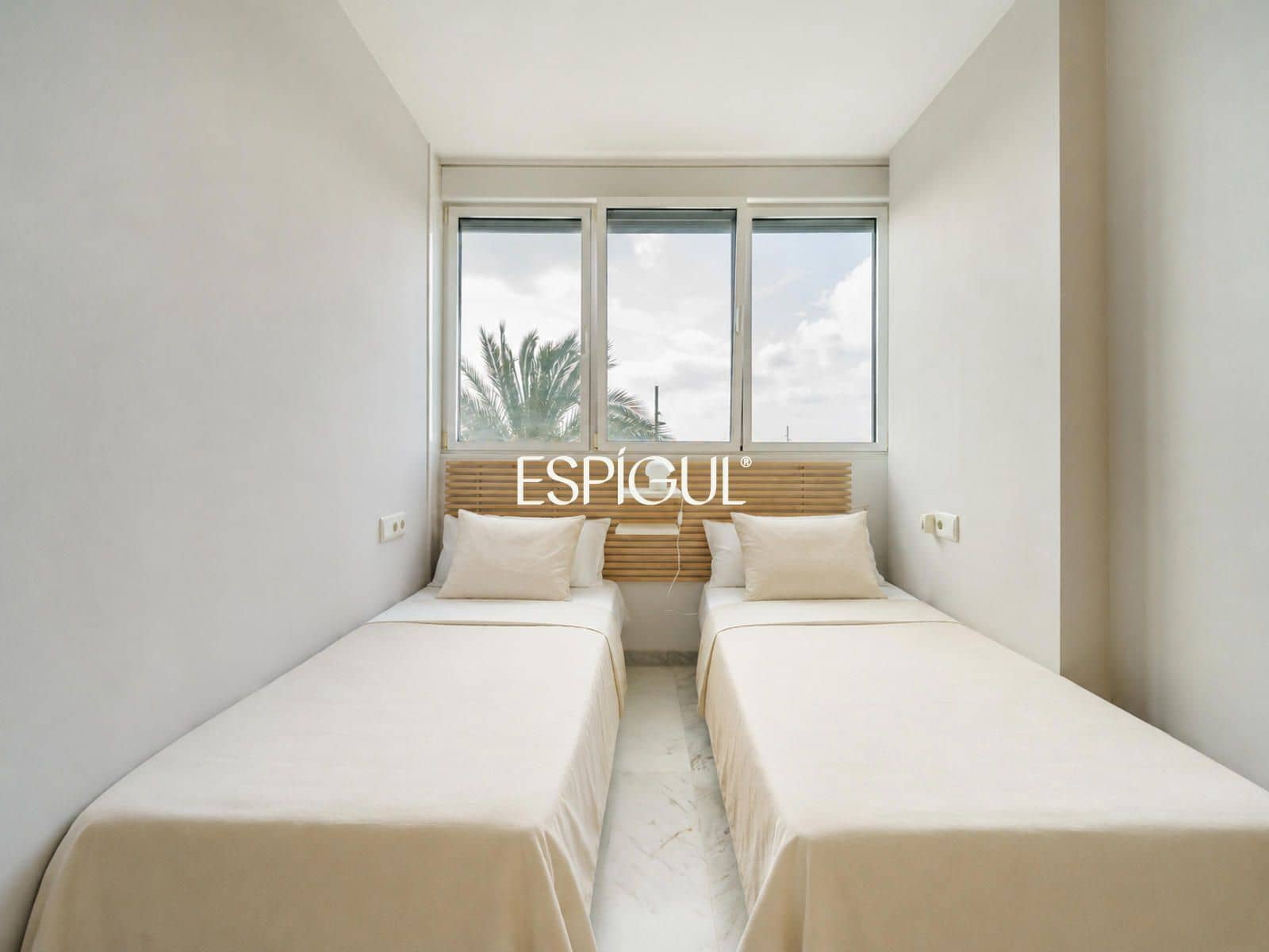 Piso de 3 habitaciones en Barcelona ciudad en venta con garaje - 1.050.000 € (Ref: 10016435)