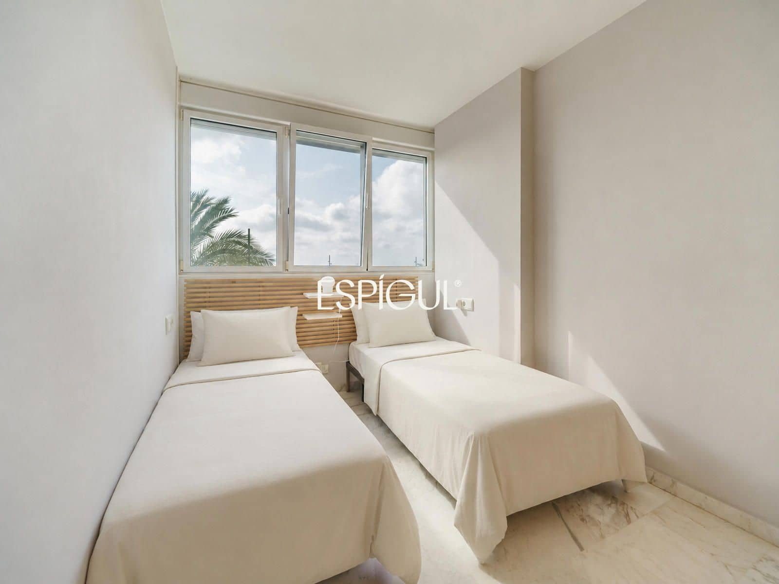 Piso de 3 habitaciones en Barcelona ciudad en venta con garaje - 1.050.000 € (Ref: 10016435)
