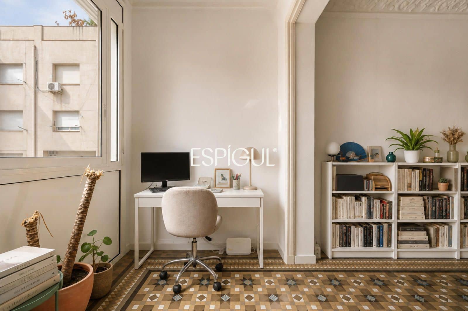 4 bedroom Flat for sale in Barcelona city - € 850,000 (Ref: 10016436)