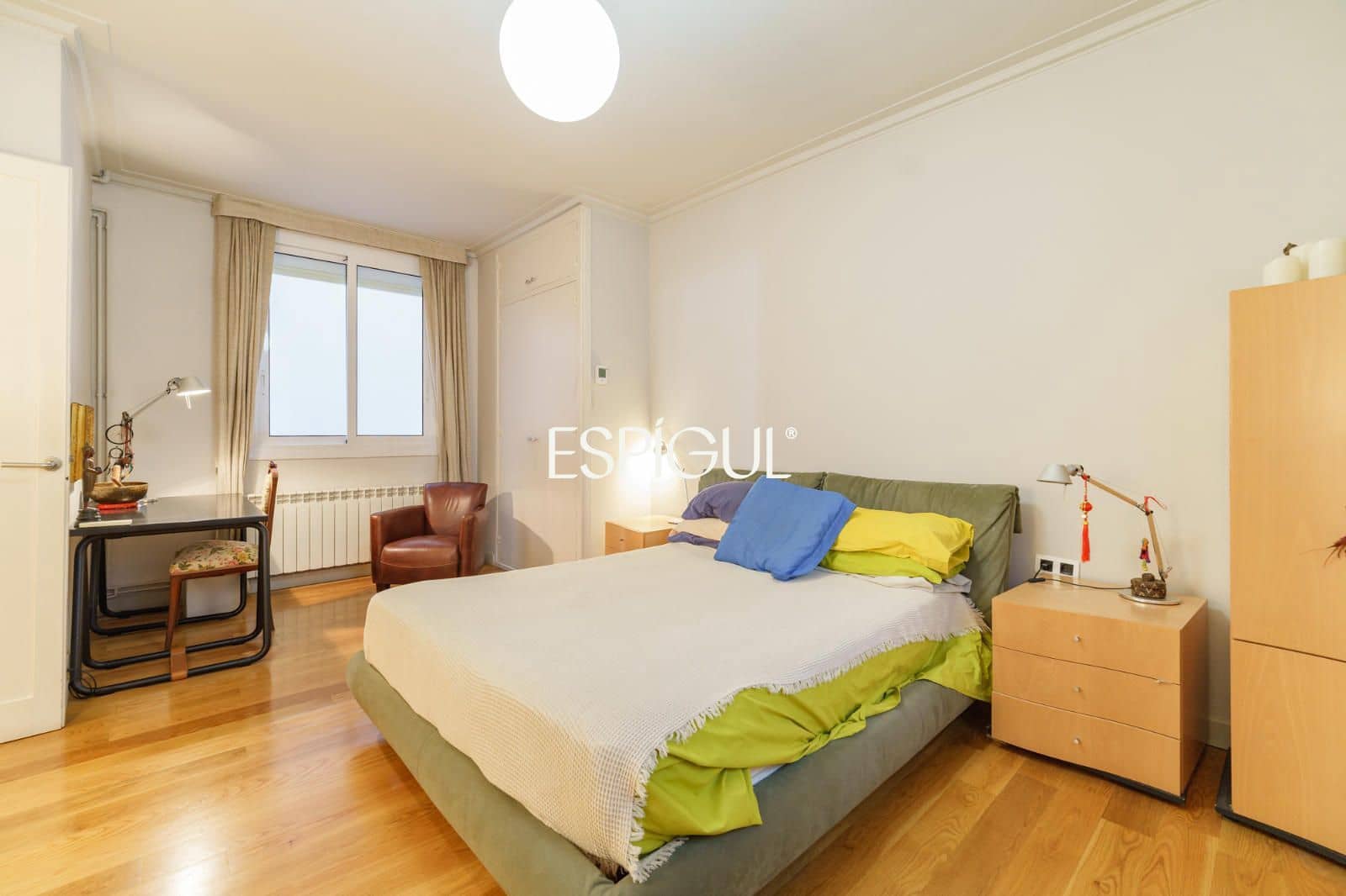 4 sypialnia Mieszkanie na sprzedaż w Miasto Barcelona - 890 000 € (Ref: 10016445)