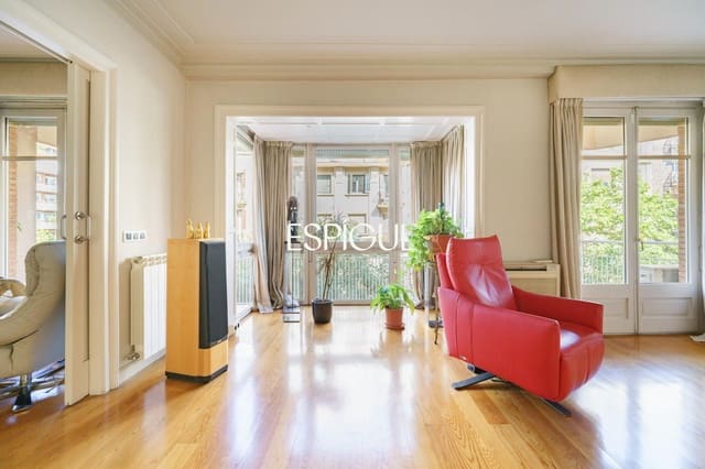 4 Zimmer Wohnung zu verkaufen in L'Antiga Esquerra de L'Eixample, Barcelona Stadt - 890.000 € (Ref: 10016445)