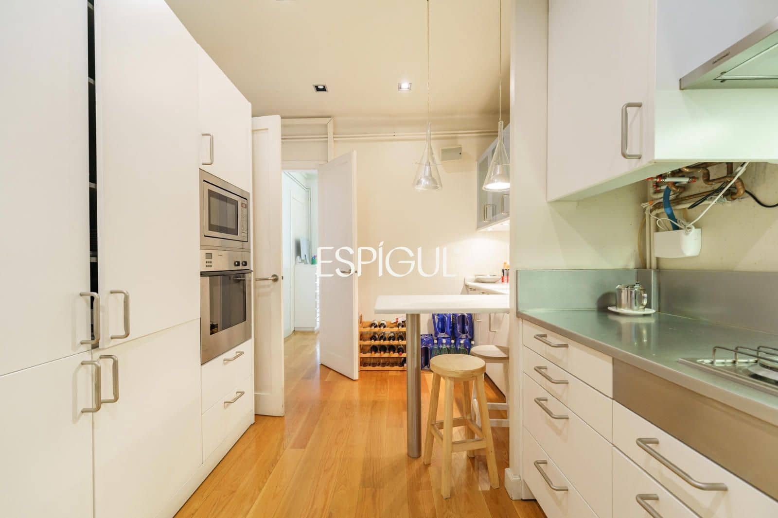 4 sypialnia Mieszkanie na sprzedaż w Miasto Barcelona - 890 000 € (Ref: 10016445)