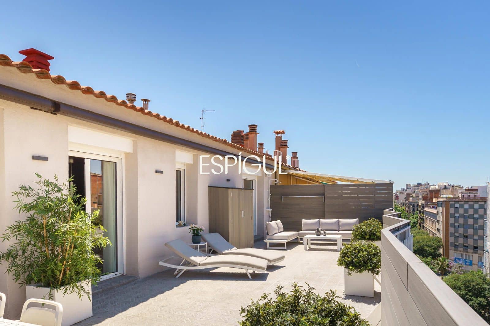 3 bedroom Penthouse for sale in Barcelona city with garage - € 1,645,000 (Ref: 10016446)